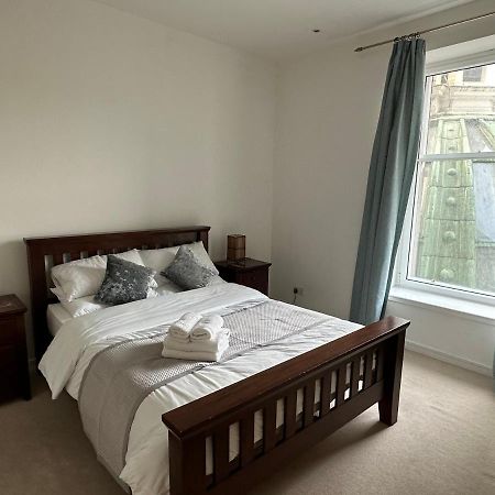 Comfy Two Bedroom Apartment Right In The City Centre Glasgow Eksteriør bilde