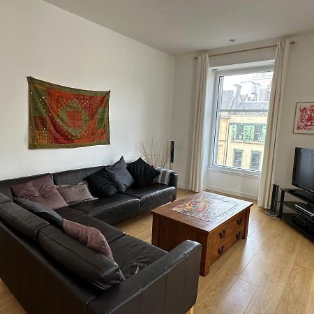 Comfy Two Bedroom Apartment Right In The City Centre Glasgow Eksteriør bilde