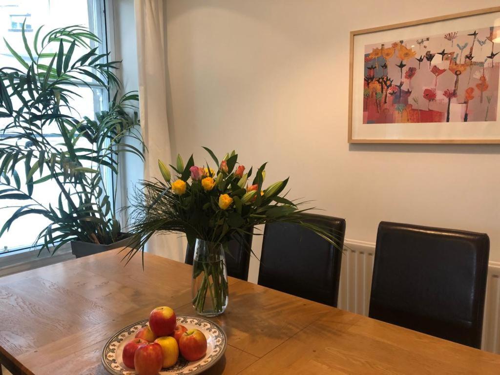 Comfy Two Bedroom Apartment Right In The City Centre Glasgow Eksteriør bilde