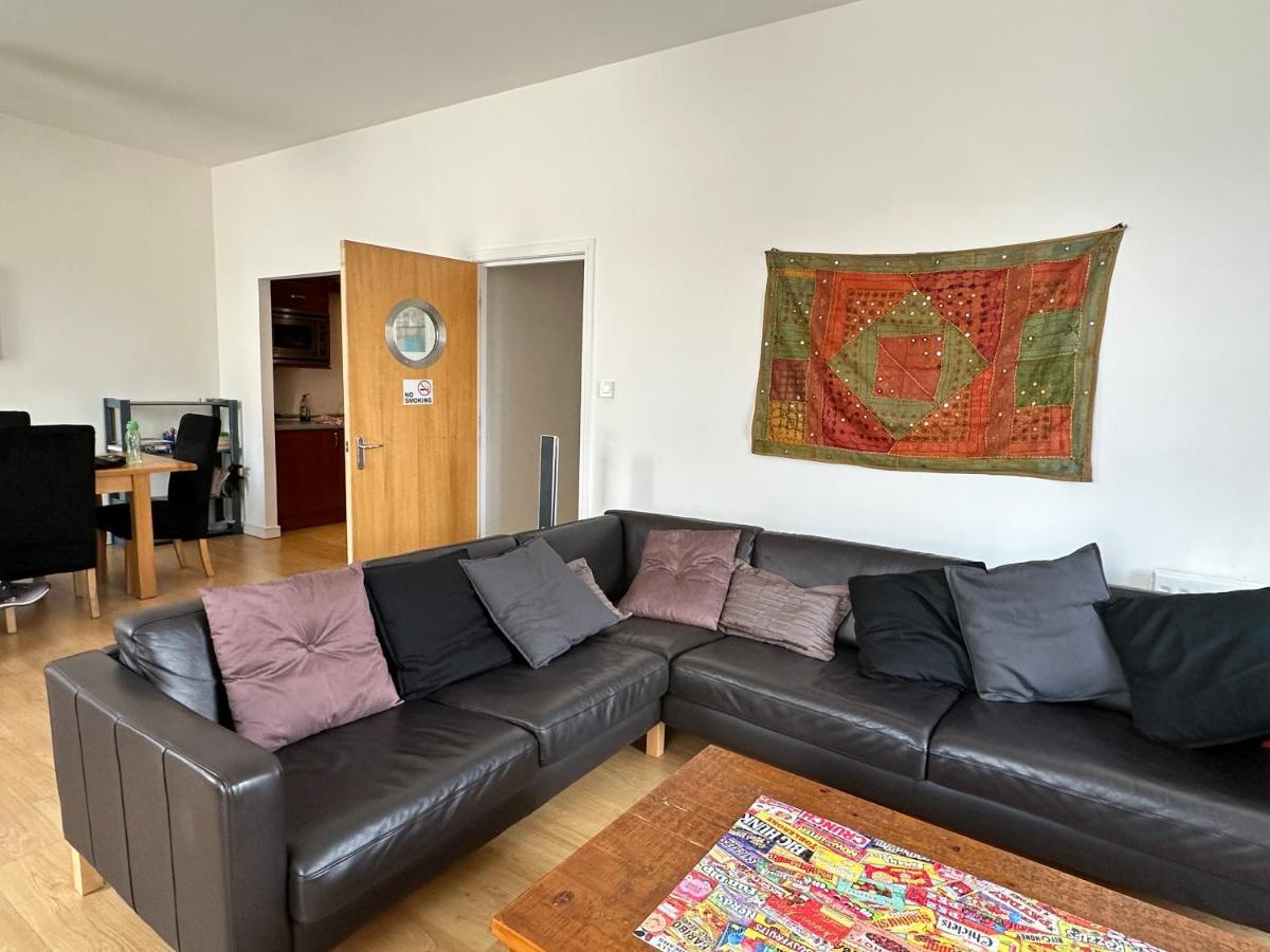 Comfy Two Bedroom Apartment Right In The City Centre Glasgow Eksteriør bilde