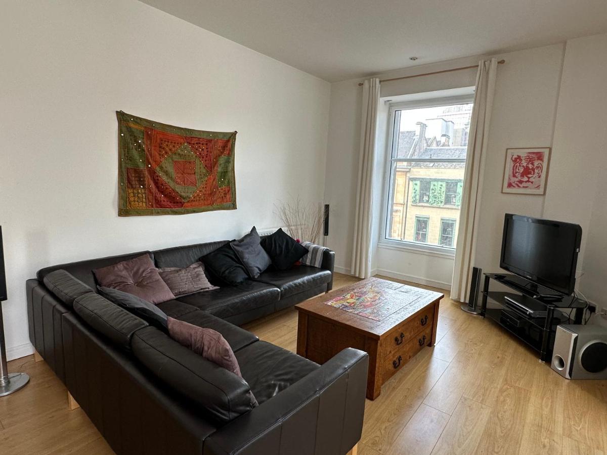 Comfy Two Bedroom Apartment Right In The City Centre Glasgow Eksteriør bilde